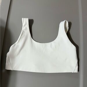 Nike Alate Women's White Sports Bra